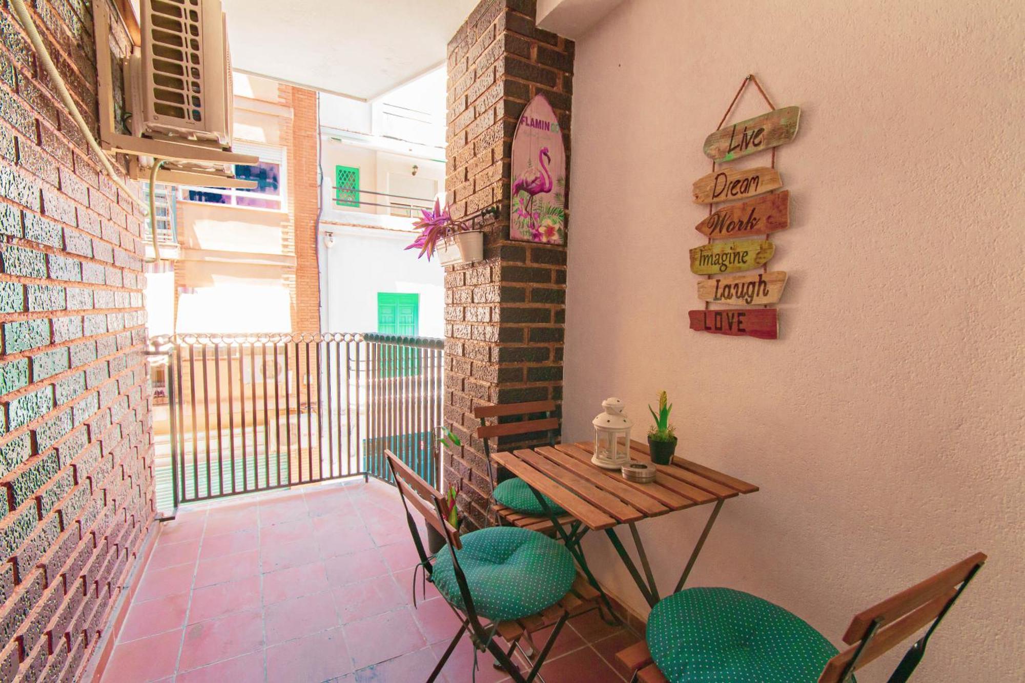 Suncastle Apartamentos Alicante -With Sunny Rooftop Terrace And Barbecue Kültér fotó