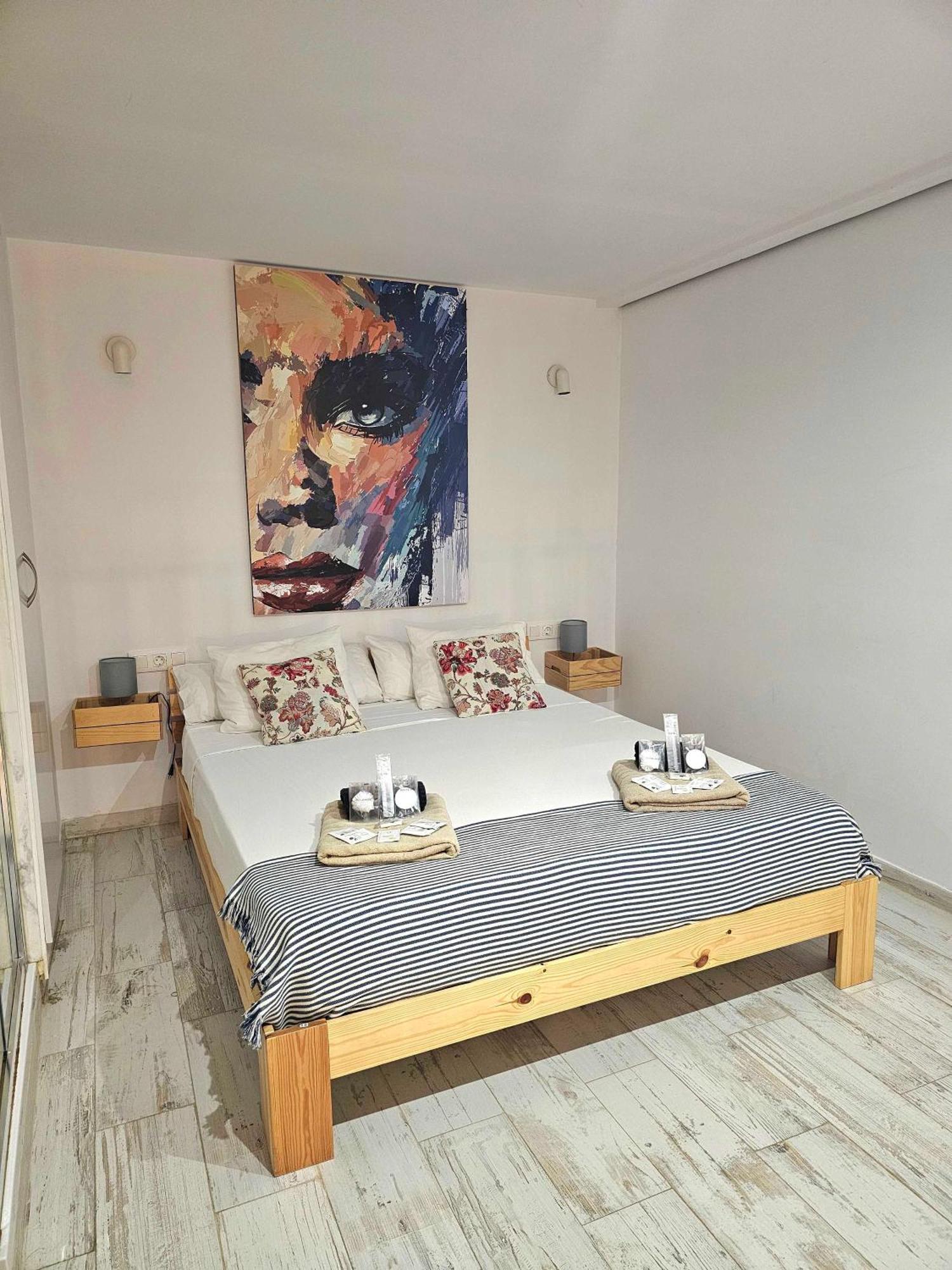 Suncastle Apartamentos Alicante -With Sunny Rooftop Terrace And Barbecue Kültér fotó