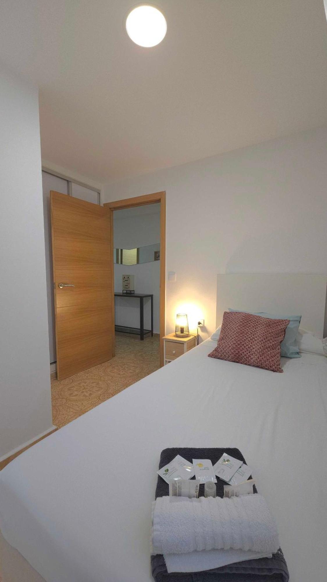 Suncastle Apartamentos Alicante -With Sunny Rooftop Terrace And Barbecue Kültér fotó